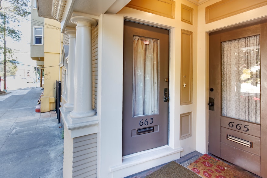 More Photos Of 667 10th St, Oakland Multifamily For Sale