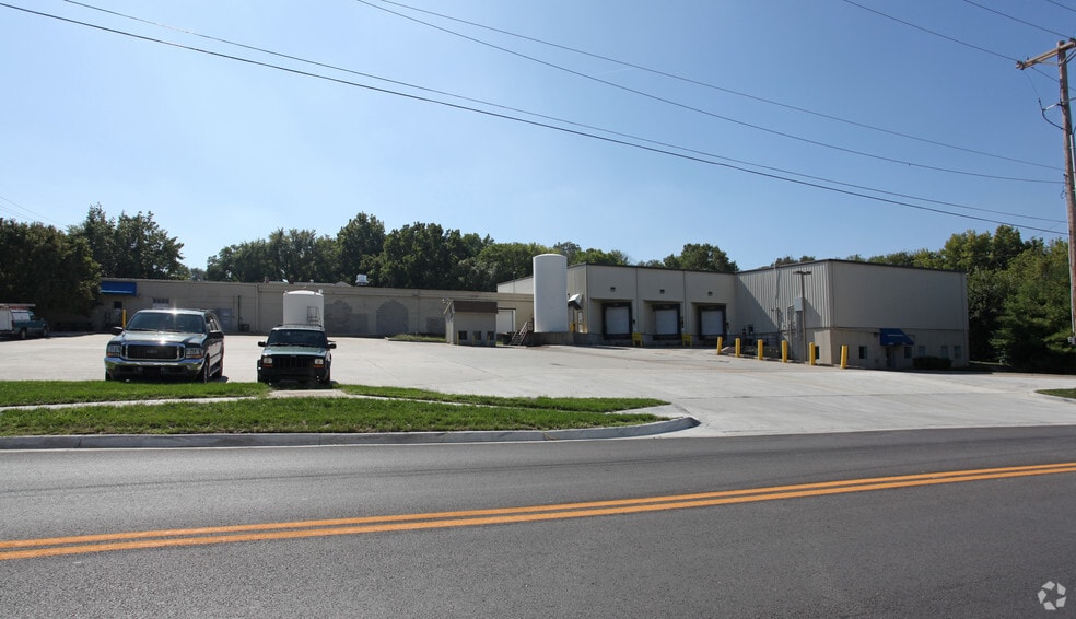 More Photos Of 1510 S 42nd St, Kansas City Manufacturing For Sale