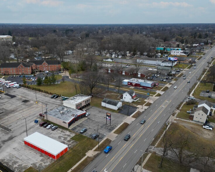 More Photos Of 1837 W Alexis Rd, Toledo Office For Sale