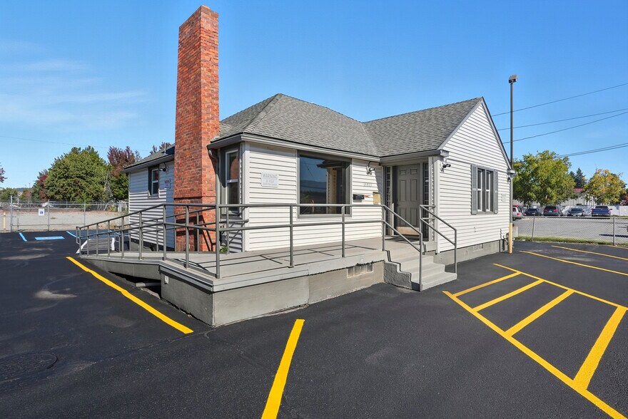 More Photos Of 15813 E Sprague Ave, Spokane Valley Land For Lease