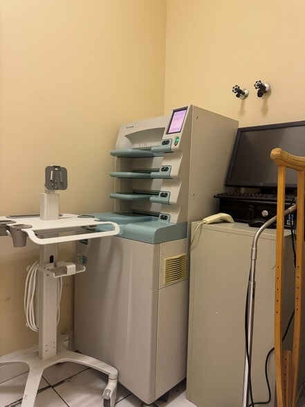 More Photos Of 1100 S Main St, Belle Glade Office Residential For Sale