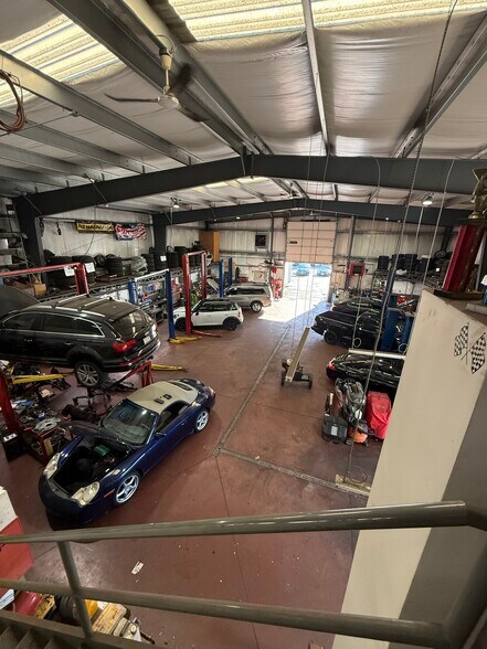 More Photos Of 1460 Pleasant St, Bridgewater Auto Dealership For Sale