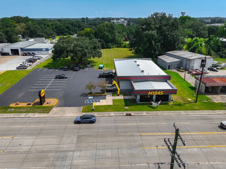 More Photos Of 3115 W Pinhook Rd, Lafayette Flex For Sale