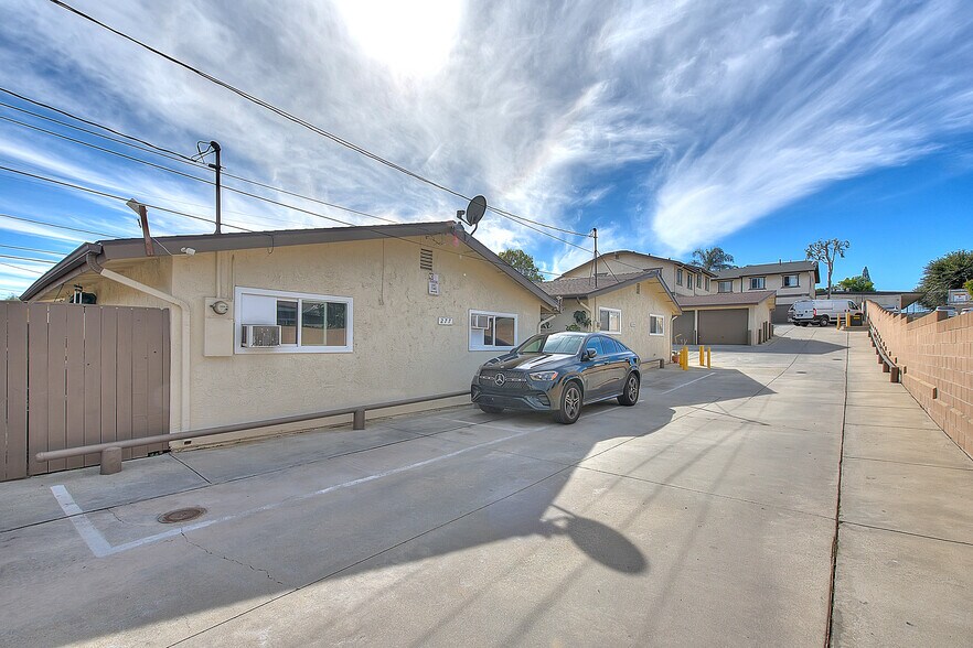 More Photos Of 275-299 Monte Vista St, La Habra Apartments For Sale
