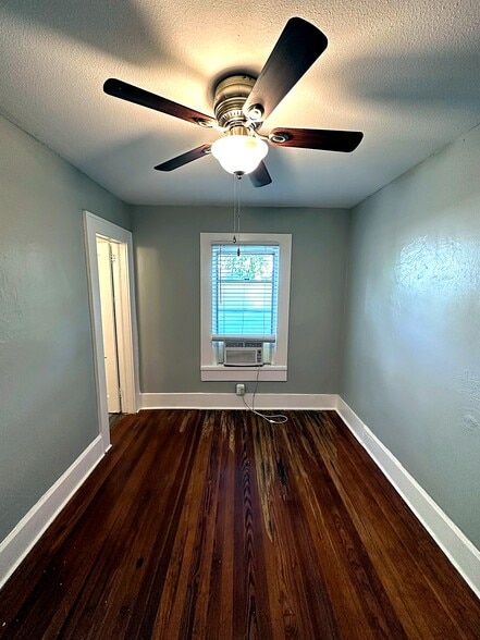 More Photos Of 619 Kirkwood Ter N, Saint Petersburg Apartments For Sale