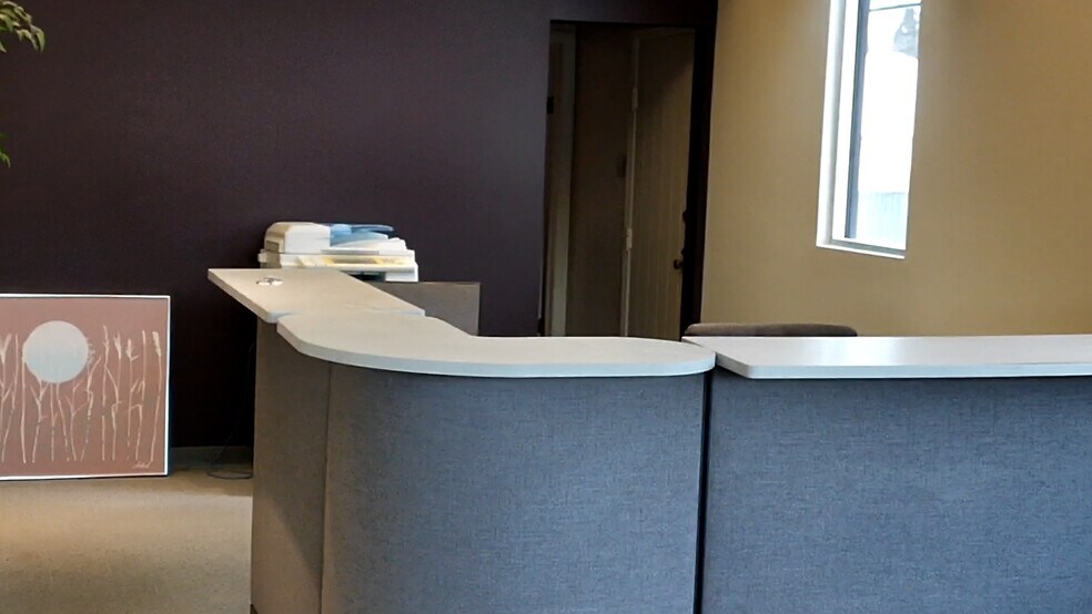 More Photos Of 3922 Seneca St, Buffalo Office For Lease