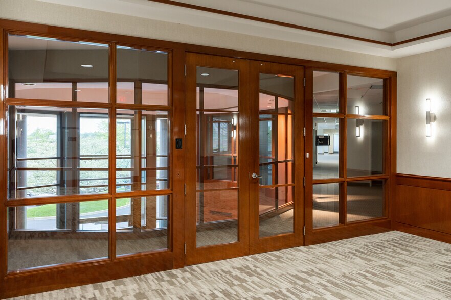 More Photos Of 9960 Corporate Campus Dr, Louisville Office For Sale