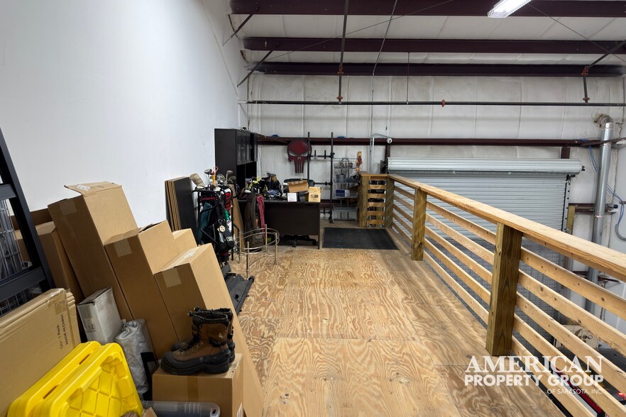 More Photos Of 4532 McAshton St, Sarasota Truck Terminal For Sale