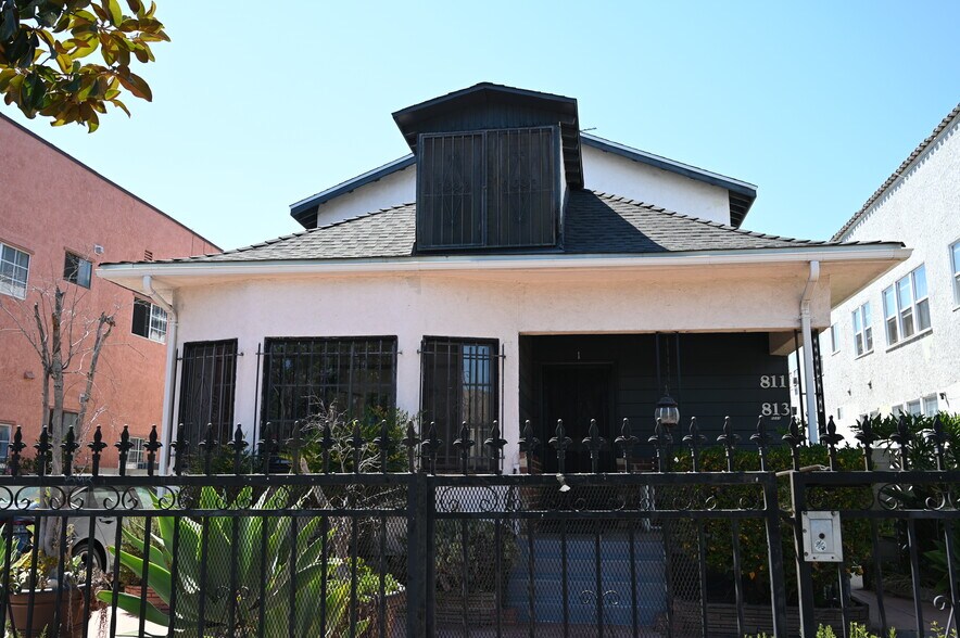 More Photos Of 811 N Soto St, Los Angeles Apartments For Sale