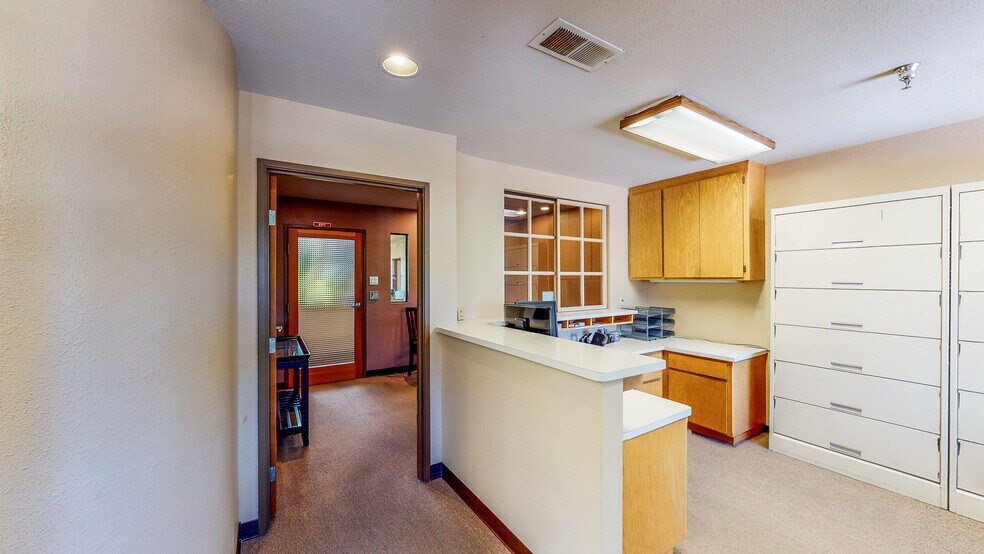 More Photos Of 1331 Medical Center Dr, Rohnert Park Medical For Lease