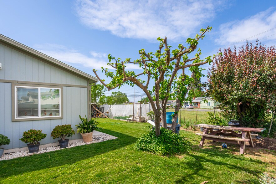 More Photos Of 4224 Mary Ave, Olivehurst Apartments For Sale