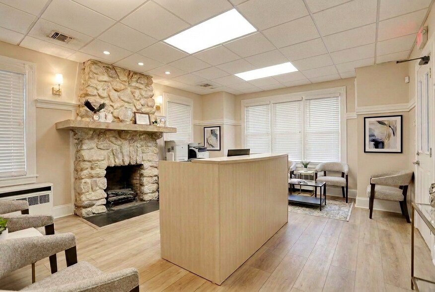 More Photos Of 22 S Madison Ave, Spring Valley Office For Sale