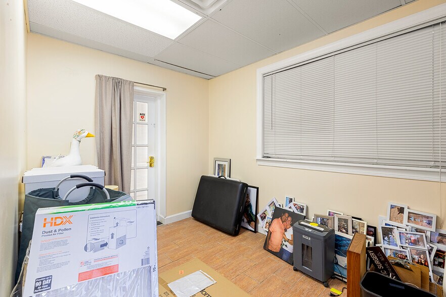 More Photos Of 2901 Overseas Hwy, Marathon Office Residential For Sale