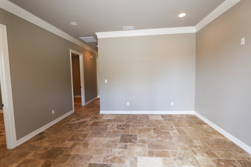 More Photos Of 15488 Fm 2493, Tyler Medical For Lease