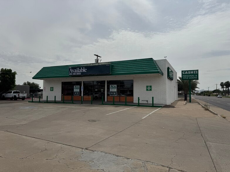 More Photos Of 549 W Thomas Rd, Phoenix Convenience Store For Lease