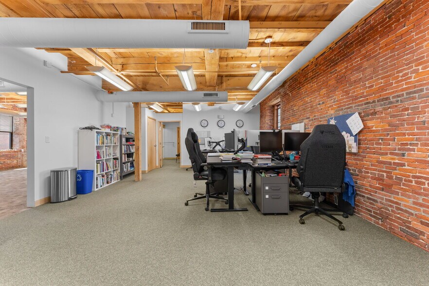 More Photos Of 40R Merrimac St, Newburyport Office For Lease