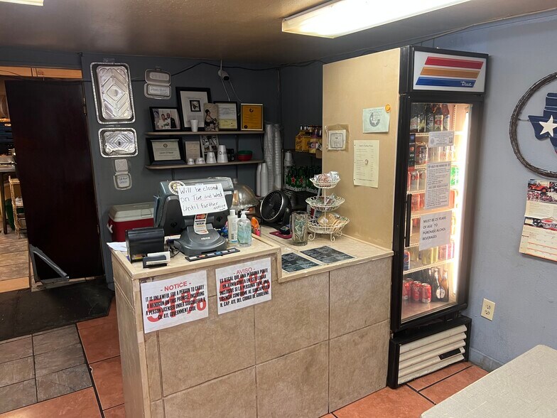 More Photos Of 5427 Broadway St, Galveston General Retail For Sale