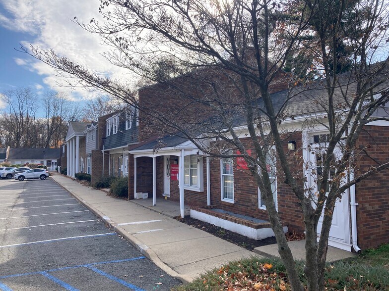 More Photos Of 1901 N Olden Ave, Ewing Office For Lease