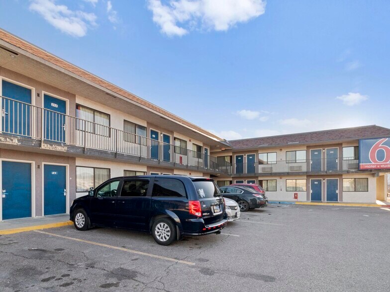 More Photos Of 1150 Wilkins Cir, Casper Hotel For Sale