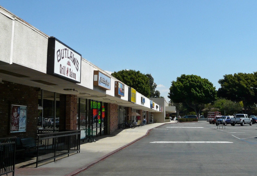 More Photos Of 2167-2175 Pickwick Dr, Camarillo Storefront Retail Office For Sale