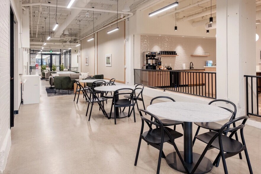 More Photos Of 1060 N Capitol Ave, Indianapolis Coworking Space