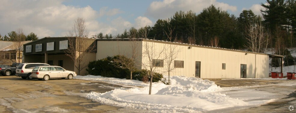 More Photos Of 292 Route 101, Bedford Flex For Lease