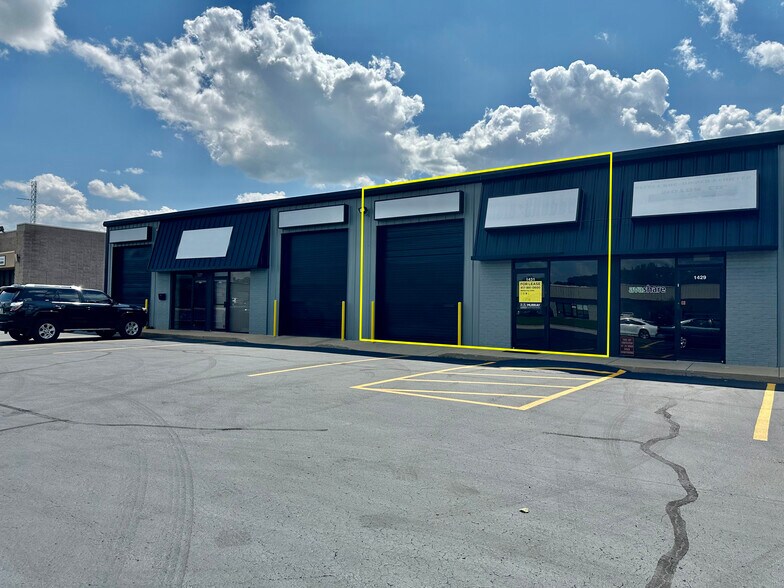 Primary Photo Of 1425 Enterprise Ave, Springfield Warehouse For Lease