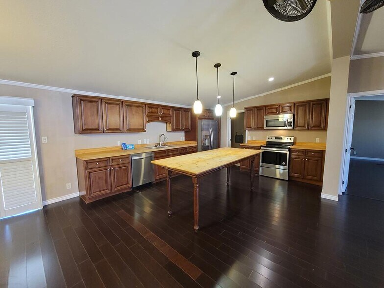 More Photos Of 5702 TX-349, Midland Land For Sale