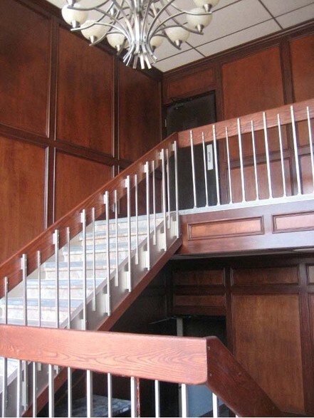 More Photos Of 28230 Orchard Lake Rd, Farmington Hills Office For Sale