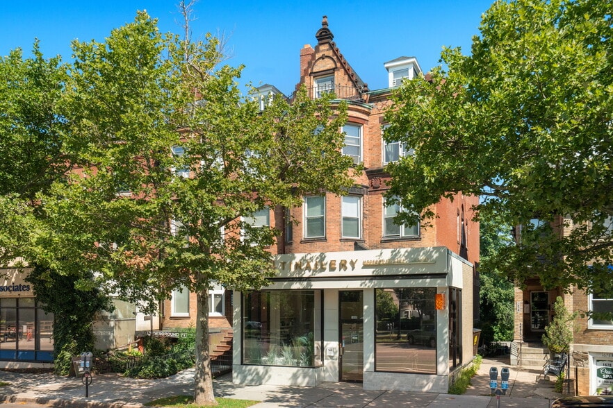 More Photos Of 1680 Beacon St, Brookline Apartments For Lease