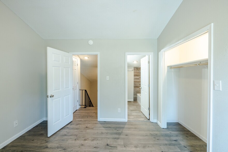 More Photos Of 961 Old Hickory Blvd, Jackson Apartments For Sale