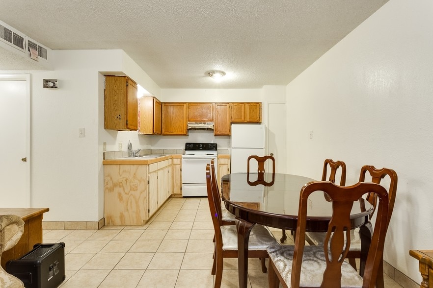 More Photos Of 630 W Taft Ave, Harlingen Apartments For Sale