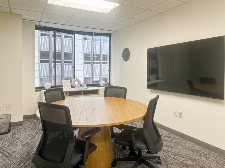 Primary Photo Of 101 Montgomery St, San Francisco Coworking Space