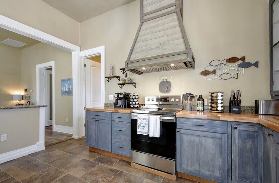 More Photos Of 1246 Waverly Ave, San Antonio Apartments For Sale