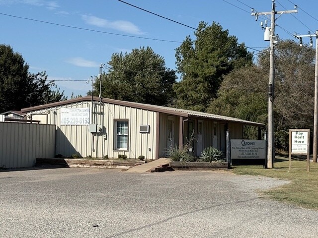 More Photos Of 1238 N Adkins Hill Rd, Norman Flex For Sale