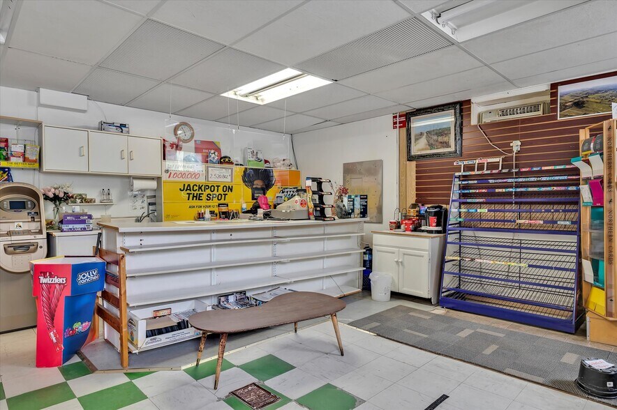 More Photos Of 2449 Queen Mary St, Cavan Storefront Retail Residential For Sale