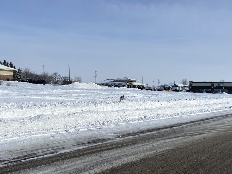 More Photos Of NE Landmark Dr, Owatonna Land For Sale