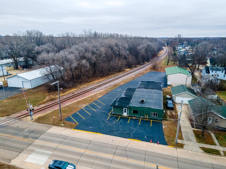 More Photos Of 1006 8th Ave SW, Austin Flex For Lease