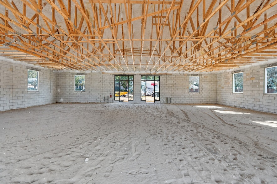 More Photos Of 124 Southern Railway, Oakland Office For Lease