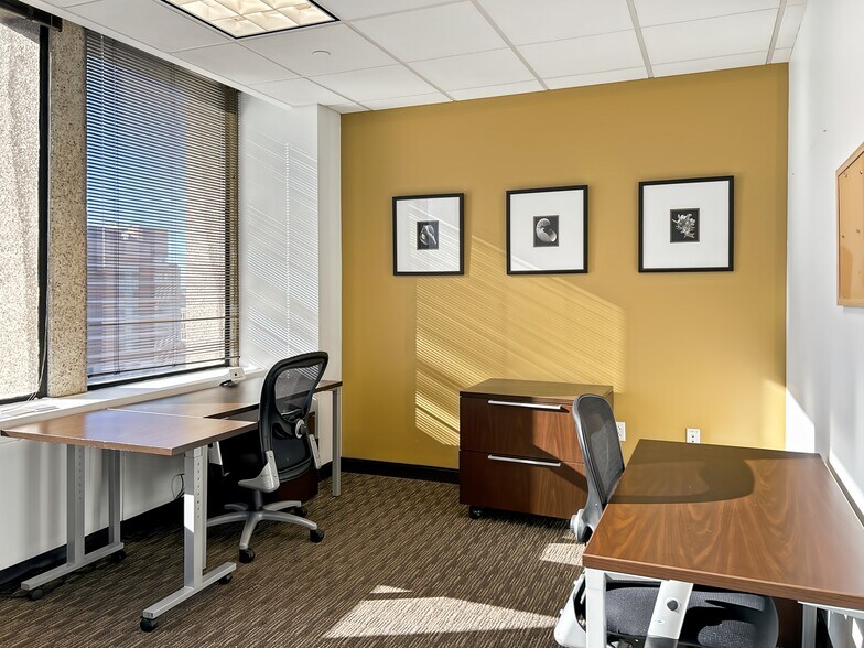 More Photos Of 7733 Forsyth Blvd, Clayton Coworking Space