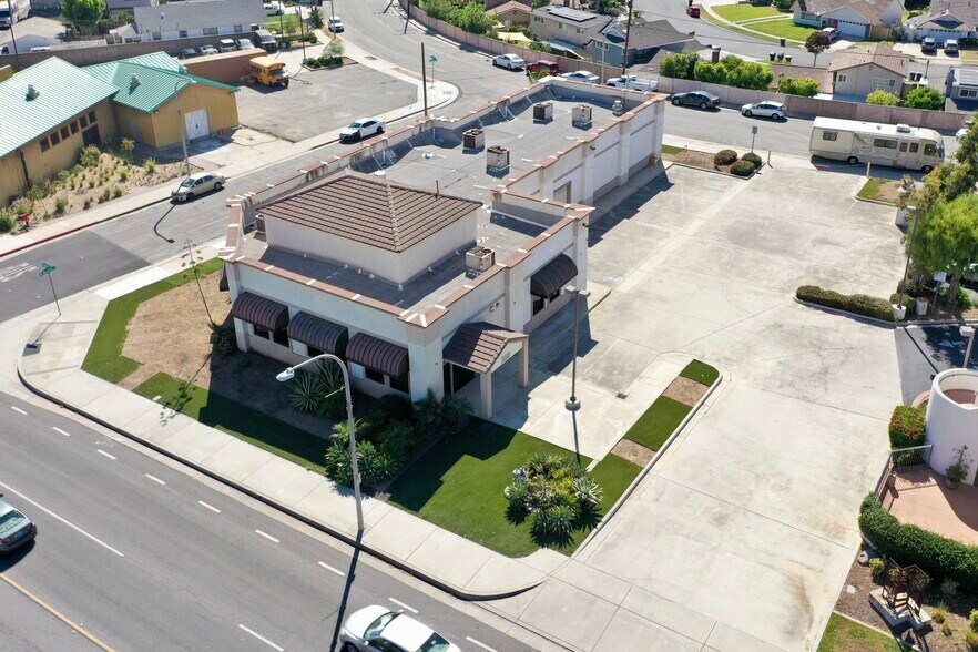 More Photos Of 239 N Brea Blvd, Brea Freestanding For Lease