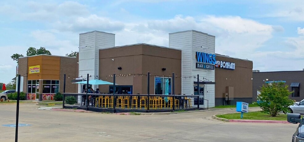 Primary Photo Of , Bonham General Retail For Sale