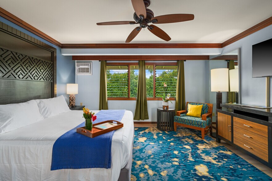 More Photos Of 2430 Hulemalu Rd, Lihue Hotel For Sale