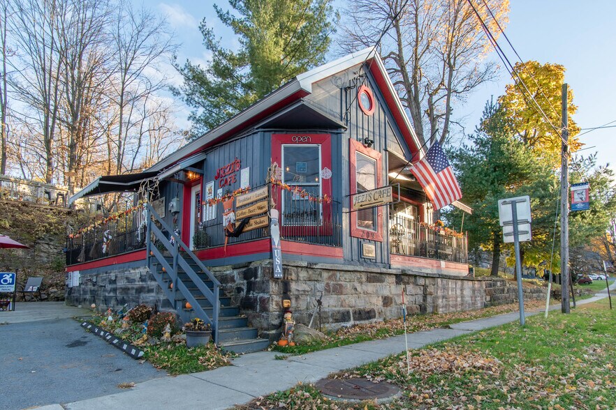 More Photos Of 209 Commercial St, Theresa Restaurant For Sale