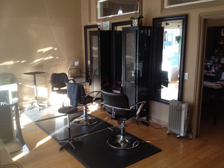 More Photos Of 1401-1409 Castro St, San Francisco Storefront Retail Residential For Lease