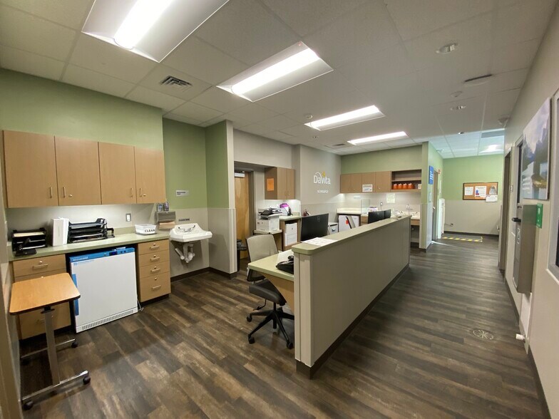 More Photos Of 4311 Old Indiana 261, Newburgh Medical For Sale