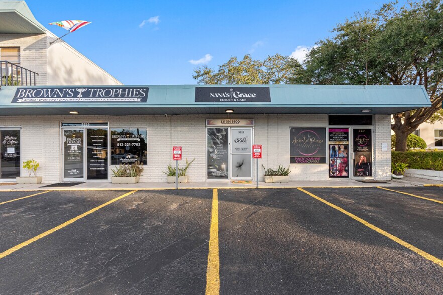 More Photos Of 3227-3233 W Cypress St, Tampa Storefront Retail Residential For Lease