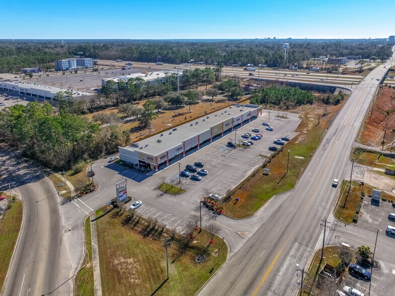 More Photos Of 3179 Mallett Rd, D'Iberville Storefront For Sale