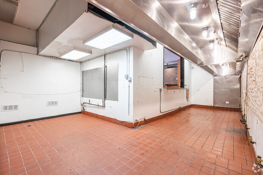 More Photos Of 5431-5433 S Wabash Ave, Chicago Restaurant For Sale