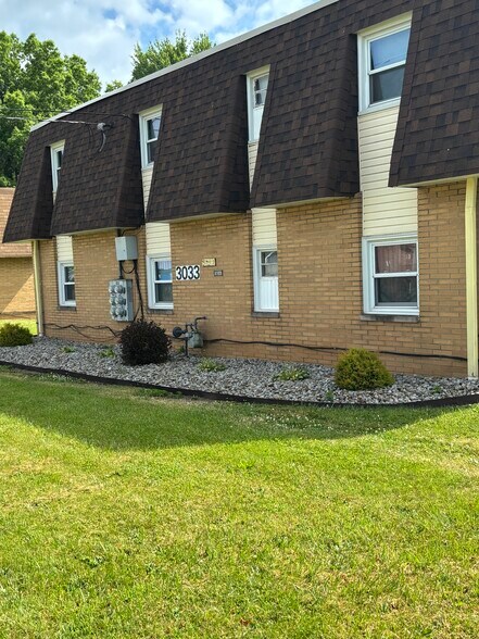 More Photos Of 3041 Fredrick Street, Youngstown Apartments For Sale